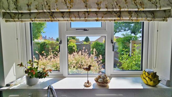 Alternate Kitchen/Breakfast Room View