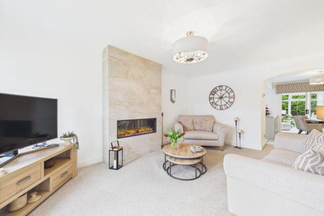 Alba Gardens, Carluke, ML8 photo 4