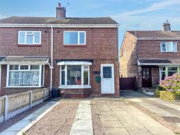 56, Stoneley Avenue, Crewe CW1 4NH