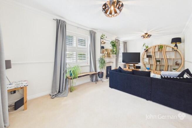Foxglove Avenue, Uttoxeter photo 4