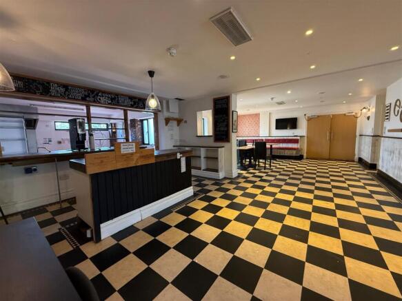 Dukes Cafe-11.jpg