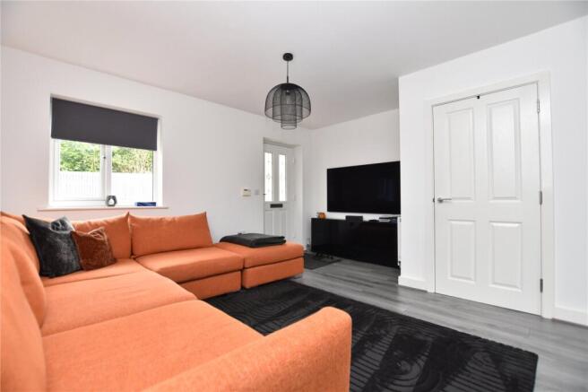 3 bed Terraced for sale Image 12