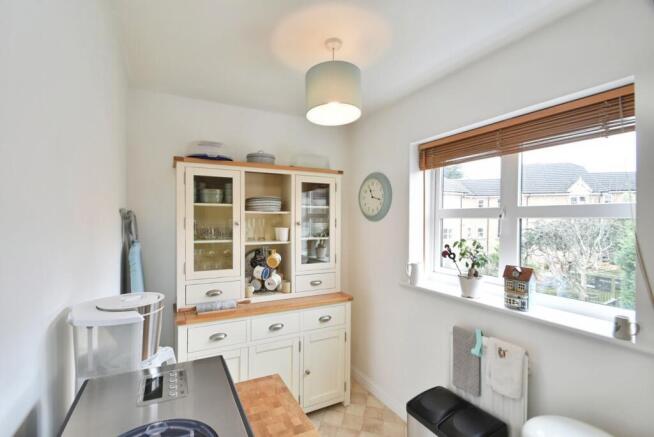 3 bed Semi-Detached for sale Image 7