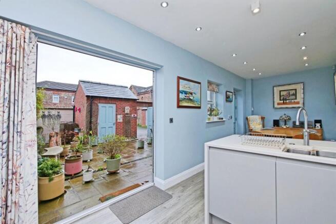 4 bed End of Terrace for sale Image 5