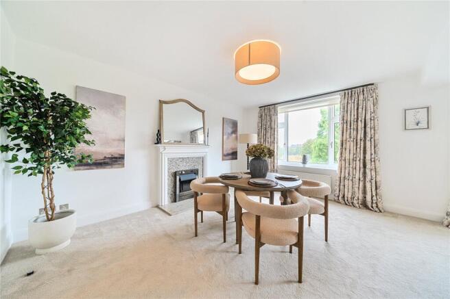 3 bed Apartment for sale Image 9