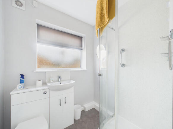 3 bed Semi-Detached for sale Image 8