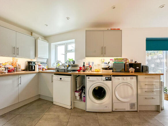 Communal kitchen ...