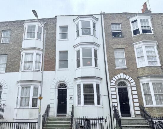 18 Union Crescent