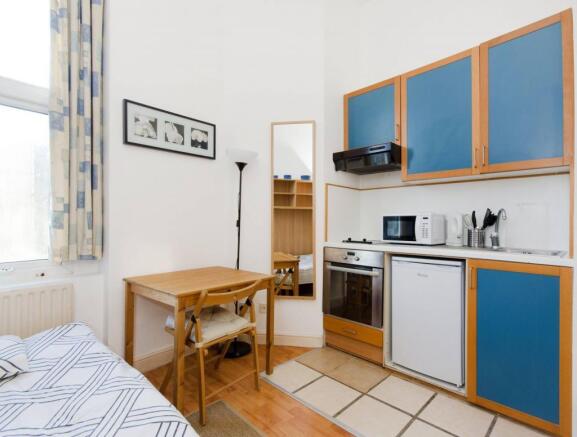 Studio to rent