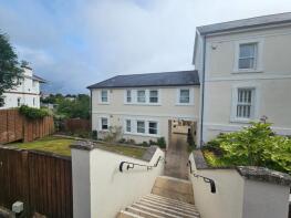 15, Courtlands, Rawlyn Road, Torquay TQ2 6PL