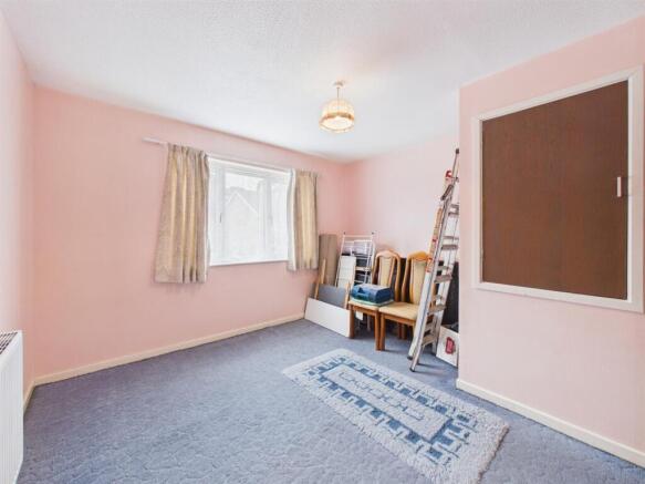 2 bed Terraced for sale Image 7