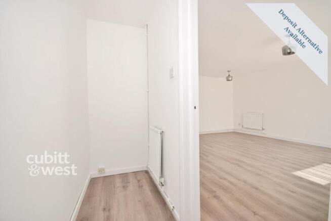 House in Crawley - View 6