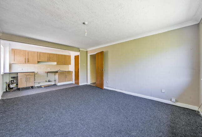 Lounge/Kitchen
