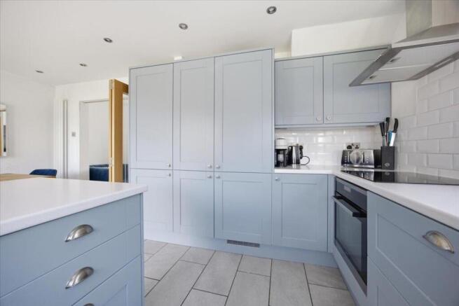 13-5_BARRHILL_DRIVE_KIRKINTILLOCH_013.jpg