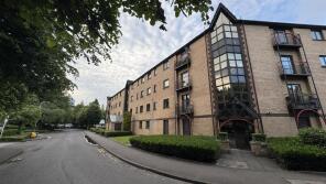Flat 1/2, 17, Riverview Drive, Glasgow G5 8EU