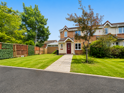 Dallam Dell, Thornton, FY5
