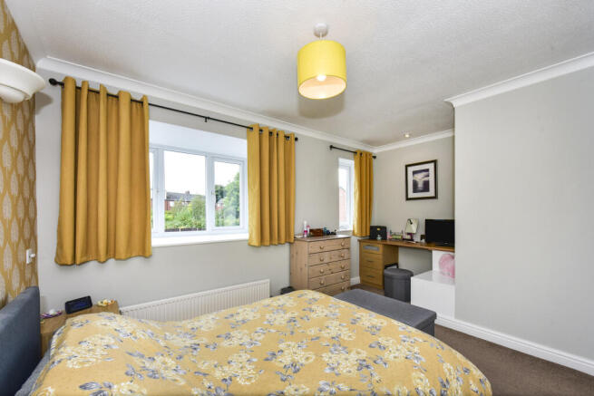 4 bed Detached for sale Image 12