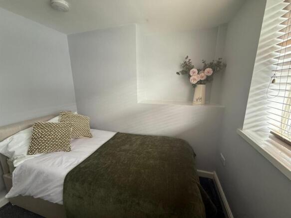 main bed1.jpeg