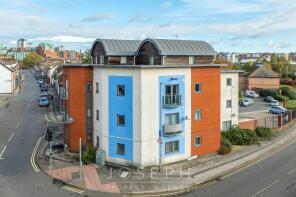 Flat 8, 2, Brickfield Close, Ipswich IP2 8HJ