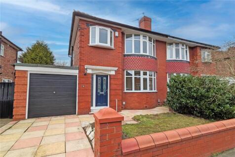 Milwain Drive, Heaton Chapel, Stockport, SK4