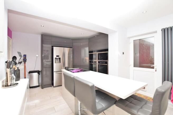 Kitchen/Breakfast