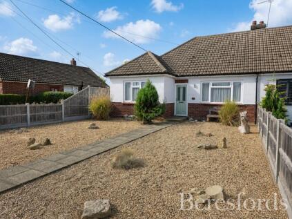 Colchester Road, Weeley, CO16