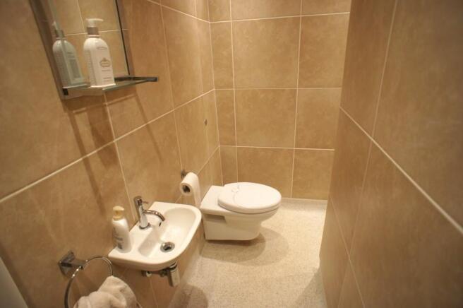 Photo 10
