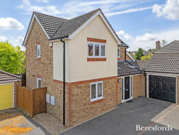 16 Uplands, The Poplars, Dunmow CM6 2JA