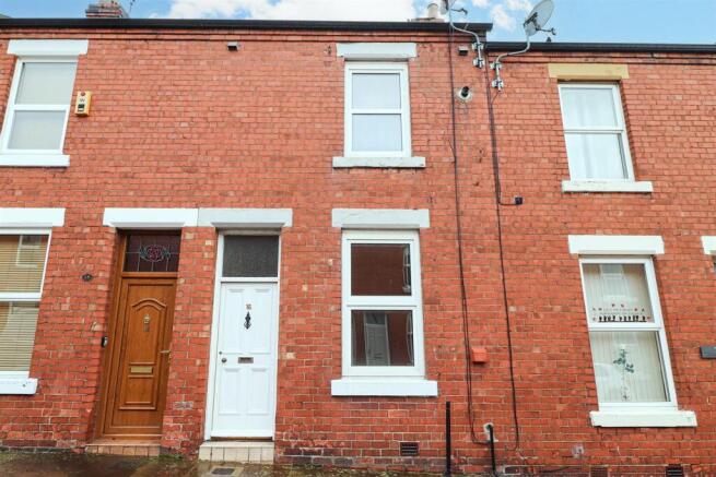 16wilsonstreet_Front.jpg