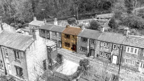 Brighouse Wood Row, Brighouse, HD6