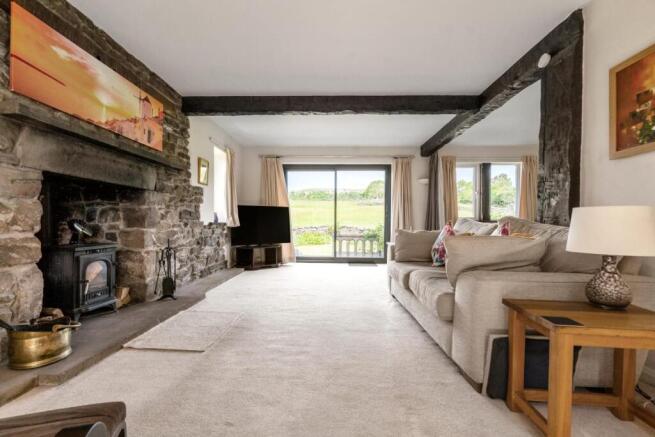 4 bed Detached for sale Image 6