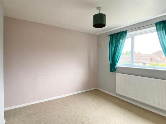 3 bed Semi-Detached for sale Image 10