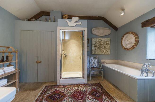 Bedroom 1 Ensuite