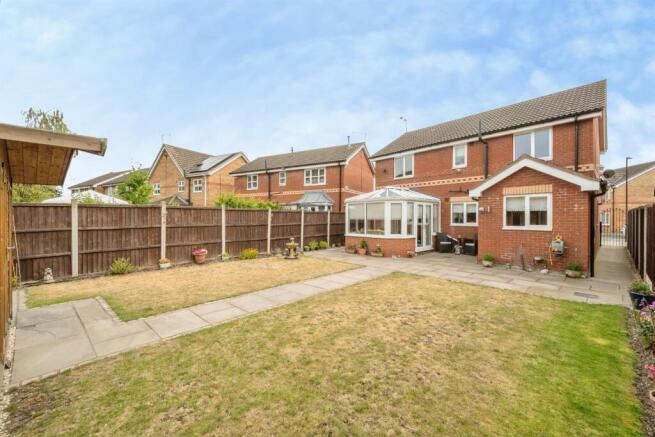 4 bed Detached for sale Image 4