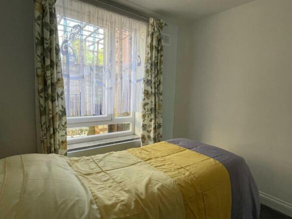 Bedroom..jpg