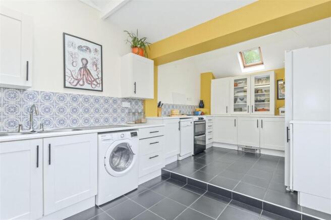 4 bed End of Terrace for sale Image 7