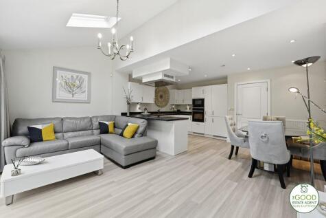 The Carriages, Wilmslow, SK9 3BA