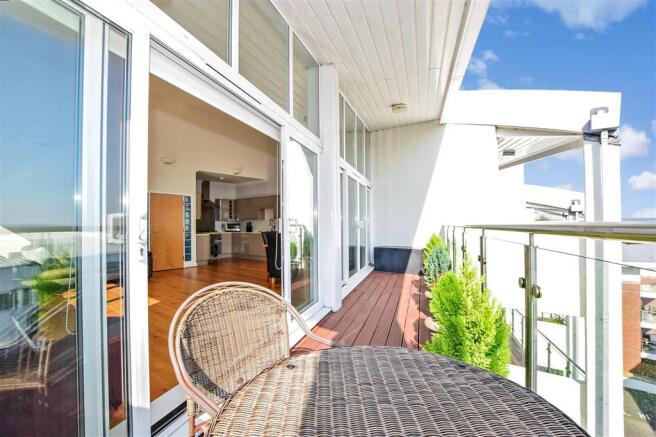 External Lifestyle Photograph