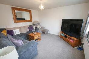 42, Bluebell Way, Thurnscoe, Barnsley S63 0FQ