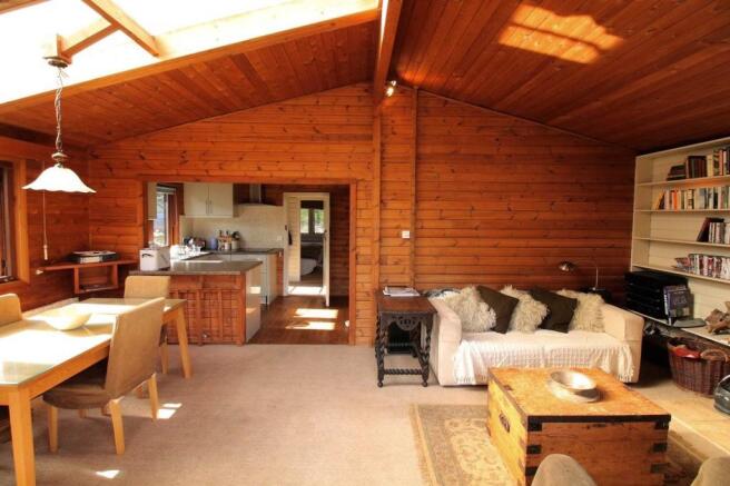 Sitting Room/Kitchen