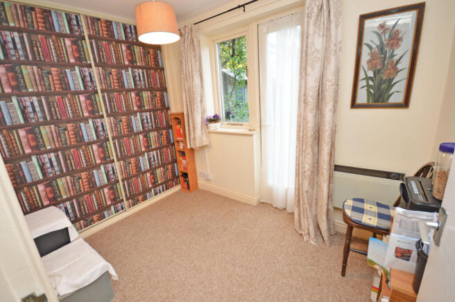 Photo 8