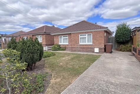 Broadaview Close, Eastbourne, BN20 9RB