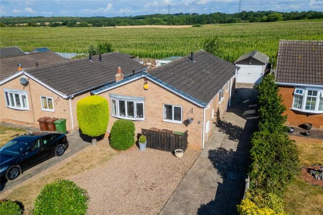 3 bed Bungalow for sale in south elmsall