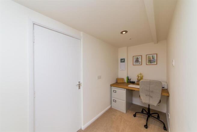 14 Brandles Road (5 