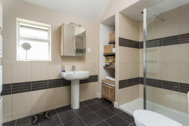 3 bed Semi-Detached for sale Image 12