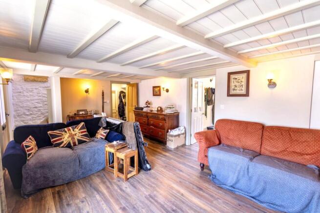 2 bed Terraced for sale Image 7