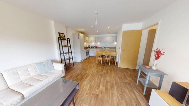 Living/dining room