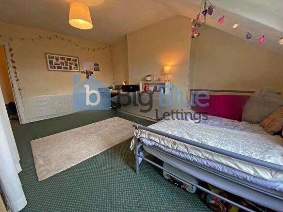 9 bed Terraced to rent Image 7