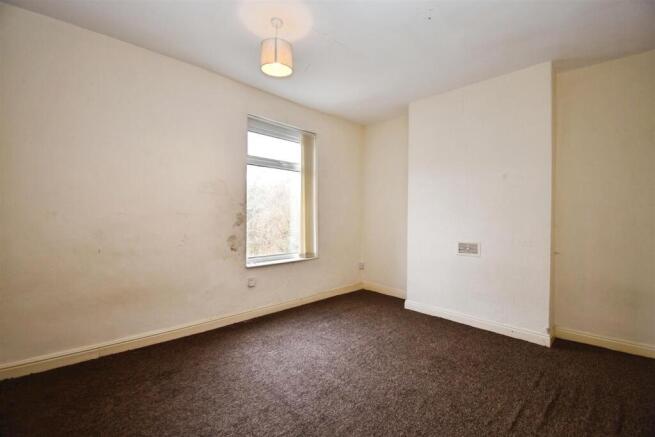 4 bed Terraced for sale Image 7