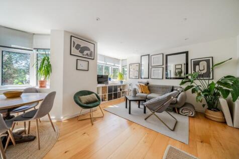 Southfield Road, Chiswick, London, W4